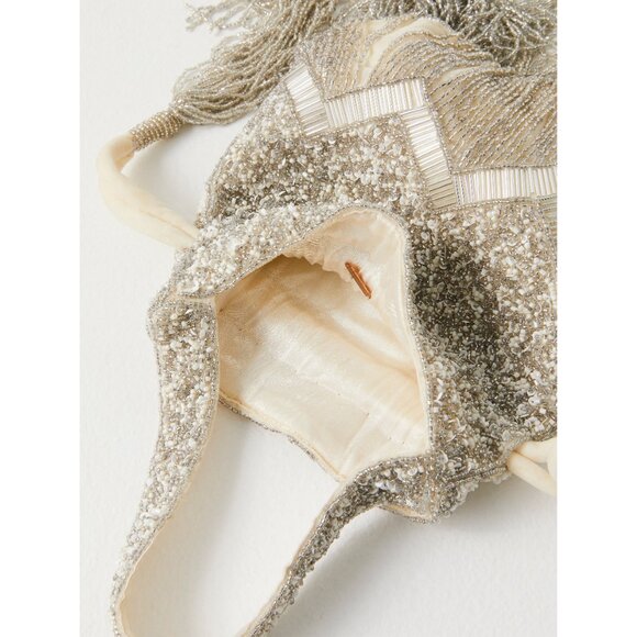 FREE PEOPLE Razzle Dazzle Clutch / Ivory Pearl